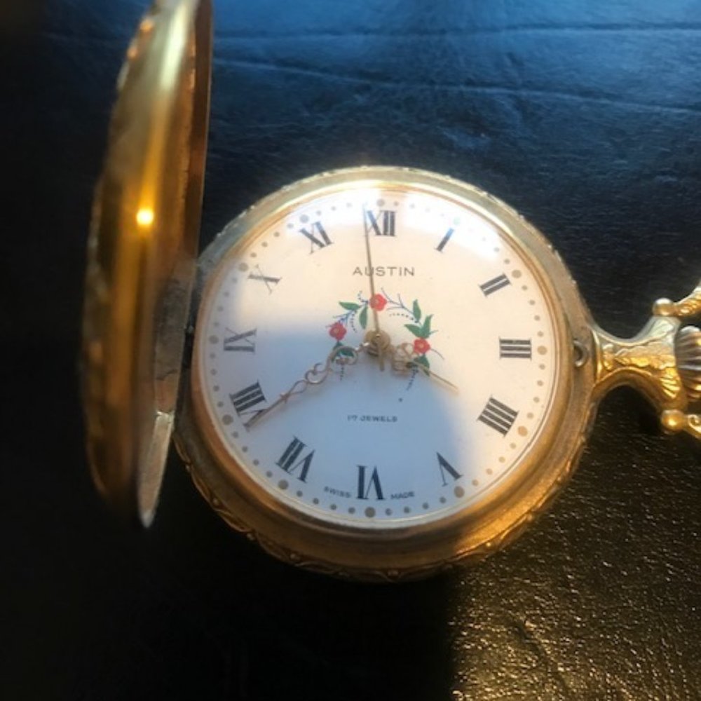 Pocket Watch - Picture 2 of 3
